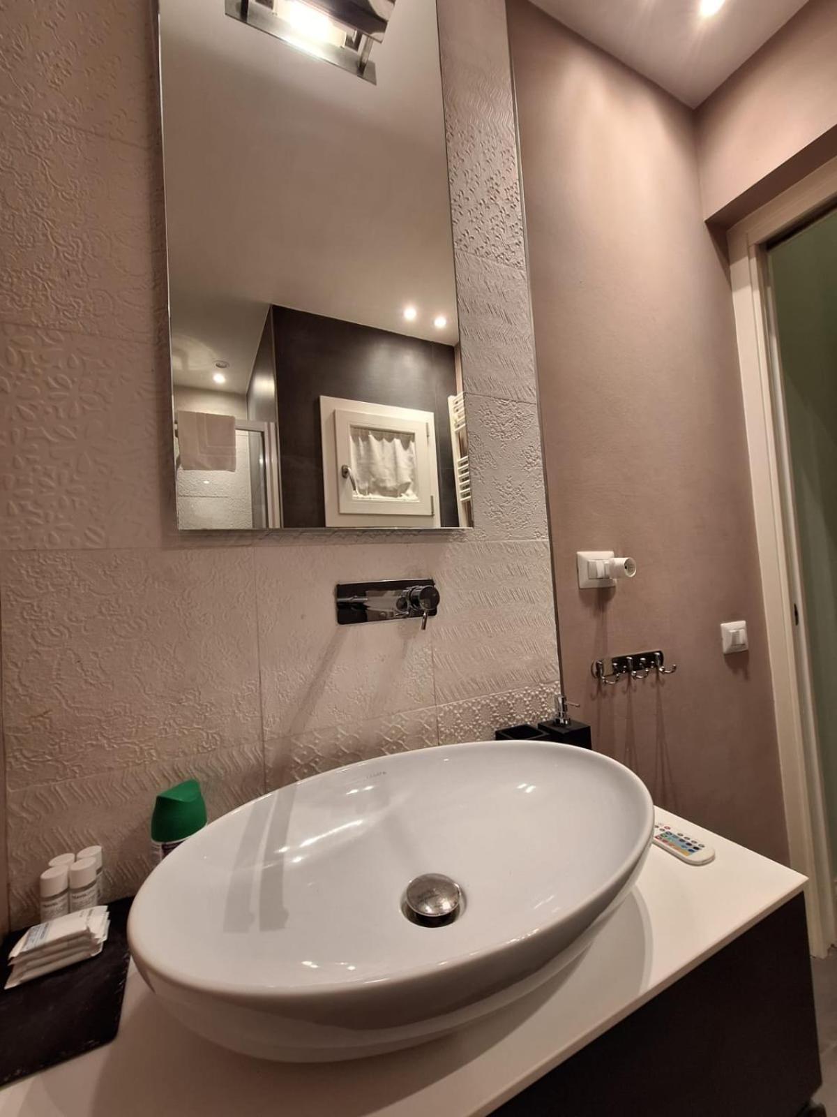Fiorino Duomo Cozy Suite Florence Exterior photo